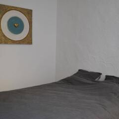 Апартаменты City Center Apartments Sablon Брюссель сейф в номере