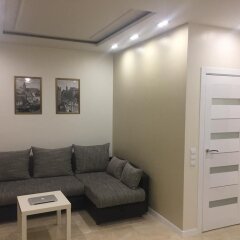 Гостиница Apartamenti Proletraskaya 75 в Калининграде отзывы, цены и фото номеров - забронировать гостиницу Apartamenti Proletraskaya 75 онлайн Калининград комната для гостей фото 2