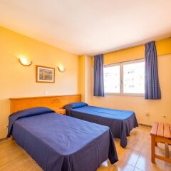 Отель Apartaments AR Borodin Испания, Льорет-де-Мар - отзывы, цены и фото номеров - забронировать отель Apartaments AR Borodin онлайн детские мероприятия
