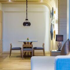 Отель Crest Resort & Pool Villas комната для гостей фото 5
