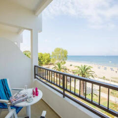 Отель Island Beach Resort - Adults Only балкон