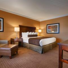Отель Best Western Plus Carriage Inn Лос-Анджелес комната для гостей фото 4