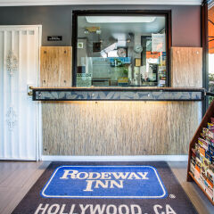 Отель Rodeway Inn Hollywood США, Лос-Анджелес - 1 отзыв об отеле, цены и фото номеров - забронировать отель Rodeway Inn Hollywood онлайн интерьер отеля фото 2