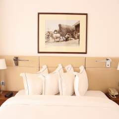 Отель Hilton Colombo Residence сейф в номере