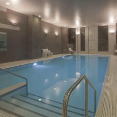 Отель Hilton Columbus Downtown бассейн