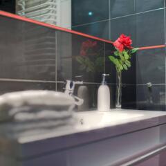 Отель E-Apartamenty Poznań Польша, Познань - отзывы, цены и фото номеров - забронировать отель E-Apartamenty Poznań онлайн ванная фото 2