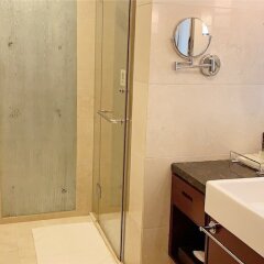 Soluxe Hotel Guangzhou ванная фото 2