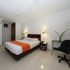 Hotel La Luna сейф в номере