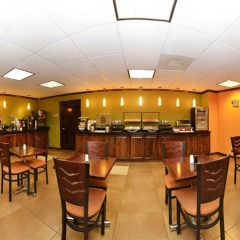 Отель Quality Inn & Suites New York Avenue питание
