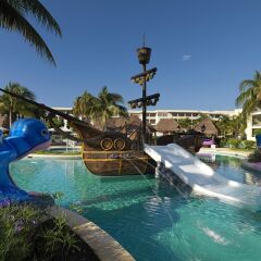 Отель Family Concierge at Paradisus Esmeralda - All Inclusive с домашними животными