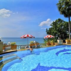 Отель Baan Karon Hill Phuket Resort бассейн