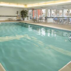 Отель Fairfield Inn & Suites by Marriott Frederick с домашними животными