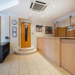 Отель Comfort Inn St Pancras - Kings Cross Великобритания, Лондон - отзывы, цены и фото номеров - забронировать отель Comfort Inn St Pancras - Kings Cross онлайн интерьер отеля