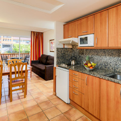 Отель H10 Mediterranean Village в номере фото 2