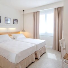 Hotel HM Alma Beach - Adults Only in Palma de Mallorca, Spain from 168$, photos, reviews - zenhotels.com guestroom photo 2