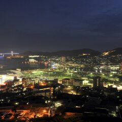 Отель Enjoy The Night View Of Nagasaki And Shippoku Cuisine | Nissho Cans New Wing Baishokaku Нагасаки балкон
