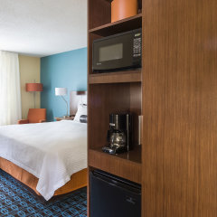 Fairfield Inn & Suites Grand Rapids in Grand Rapids, United States of America from 126$, photos, reviews - zenhotels.com room amenities