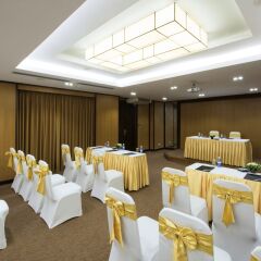 Thang Long Opera Hotel