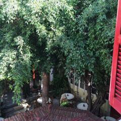 Kiniras Traditional Hotel & Restaurant