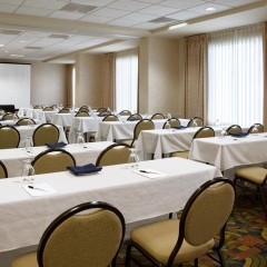 Отель Hilton Garden Inn Calgary Airport Канада, Калгари - отзывы, цены и фото номеров - забронировать отель Hilton Garden Inn Calgary Airport онлайн помещение для мероприятий