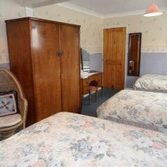 Отель Troutbeck Cottage сейф в номере