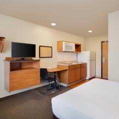 Отель WoodSpring Suites Columbus North I-270 США, Колумбус - отзывы, цены и фото номеров - забронировать отель WoodSpring Suites Columbus North I-270 онлайн удобства в номере