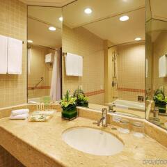 Отель Holiday Inn Atrium Сингапур ванная
