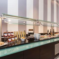 Отель Star Inn Premium Munchen Domagkstrasse Мюнхен питание