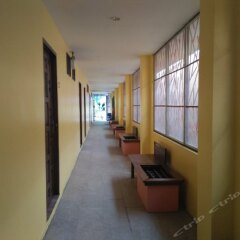 Отель CC's Hideaway интерьер отеля фото 2