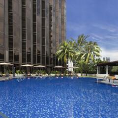 Отель Sheraton Towers Singapore бассейн