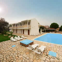 Отель Olive Grove Resort бассейн фото 3