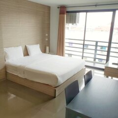 Отель Mooks Residence Паттайя комната для гостей фото 2