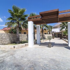 Lavris Hotel Bungalows парковка