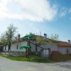 Отель Guest House Palms Боженци парковка