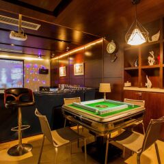 Отель Deluxe Villa in Mingyue Mountain and Stream гостиничный бар