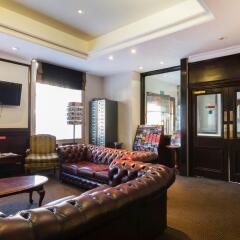 Rose Court Hotel развлечения