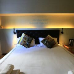 Отель Meet Inn At Silom Бангкок комната для гостей фото 3