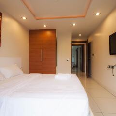 Отель Hyde Park Residence by Pattaya Sunny Rentals Паттайя комната для гостей фото 2