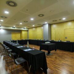 Отель Eurohotel Barcelona Gran Via Fira с домашними животными