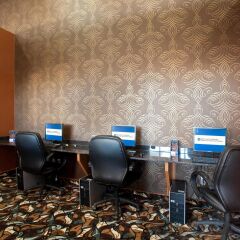 Coast Lethbridge Hotel & Conference Centre интерьер отеля фото 2