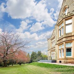 Отель Oddfellows on the Park