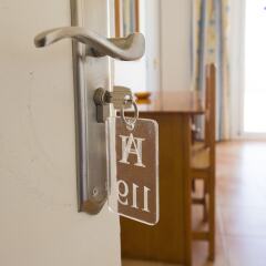 Отель Hostal Anibal Испания, Сан-Антони-де-Портмань - отзывы, цены и фото номеров - забронировать отель Hostal Anibal онлайн в номере
