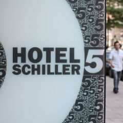 Отель Schiller5 Hotel & Boardinghouse Германия, Мюнхен - 1 отзыв об отеле, цены и фото номеров - забронировать отель Schiller5 Hotel & Boardinghouse онлайн спортивное сооружение