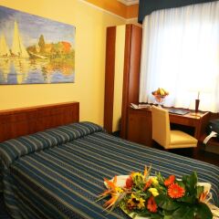 Отель iH Hotels Padova Admiral Италия, Падуя - отзывы, цены и фото номеров - забронировать отель iH Hotels Padova Admiral онлайн комната для гостей фото 3