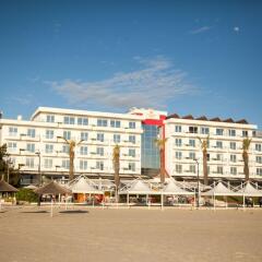 Premium Beach Hotel пляж