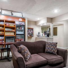 Отель Hawthorn Suites by Wyndham Columbus North США, Колумбус - отзывы, цены и фото номеров - забронировать отель Hawthorn Suites by Wyndham Columbus North онлайн развлечения