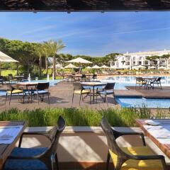 Отель Pine Cliffs Residence, a Luxury Collection Resort, Algarve Португалия, Албуфейра - отзывы, цены и фото номеров - забронировать отель Pine Cliffs Residence, a Luxury Collection Resort, Algarve онлайн пляж фото 2