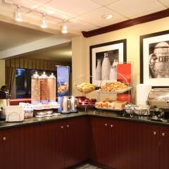 Отель Meadowlands River Inn питание фото 2