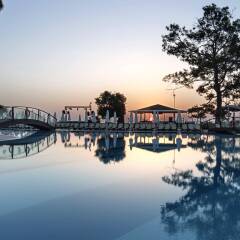 Отель Crystal Aura Beach Resort Кемер бассейн