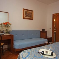 Hotel Archimede Реггелло комната для гостей